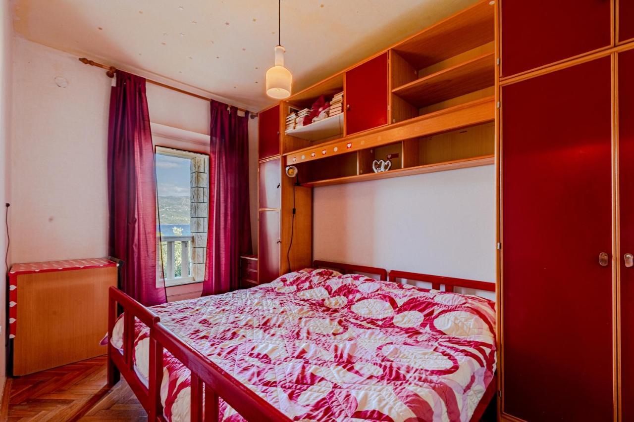 Apartments Mak Račišće Eksteriør bilde